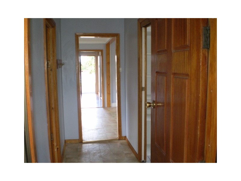 33 Love St, Cessnock NSW 2325