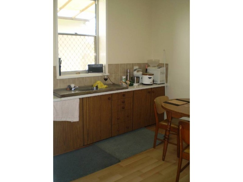 13 Gordon Ave, Cessnock NSW 2325