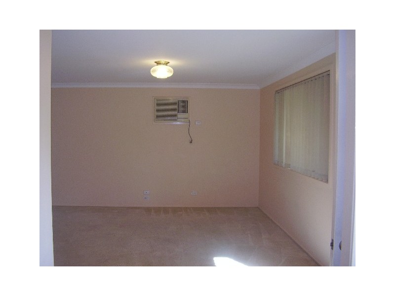 2/12 Michael St, Cessnock NSW 2325