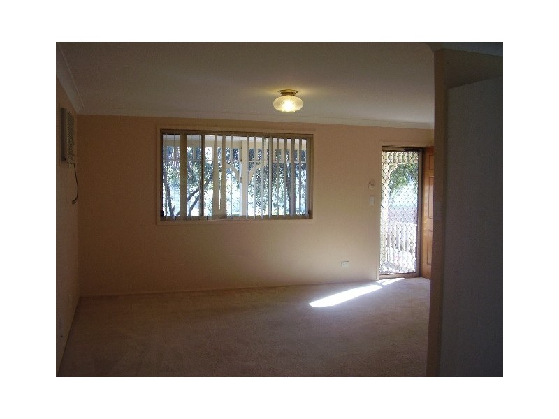 2/12 Michael St, Cessnock NSW 2325