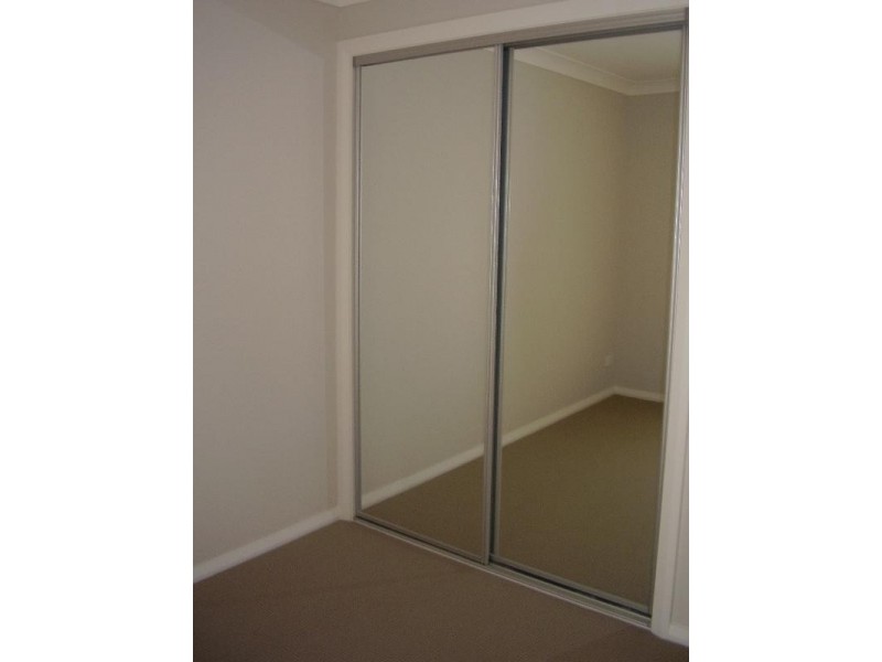 1/10 Robinia Way, Cessnock NSW 2325