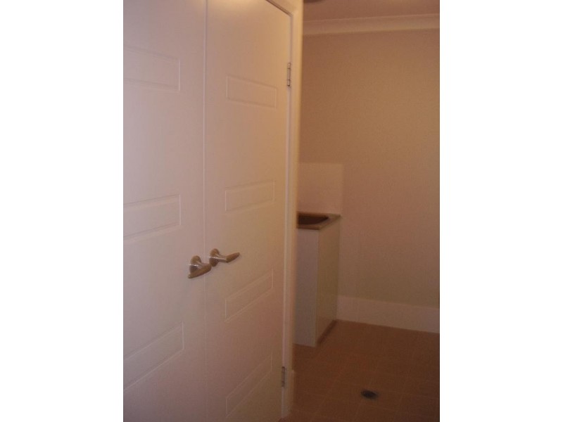1/10 Robinia Way, Cessnock NSW 2325