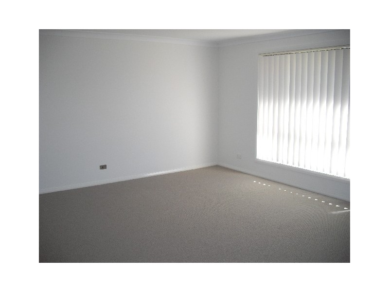 19 Alpine Ave, Cessnock NSW 2325