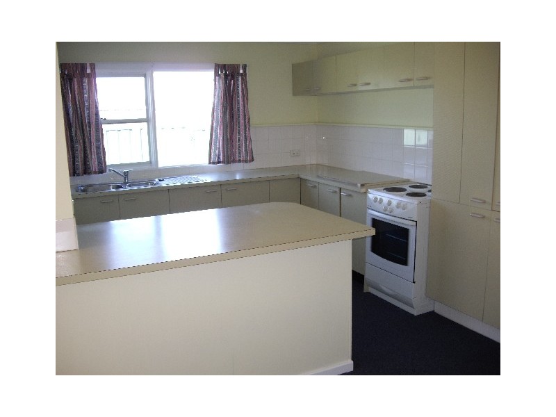 36 Vernon St, Cessnock NSW 2325