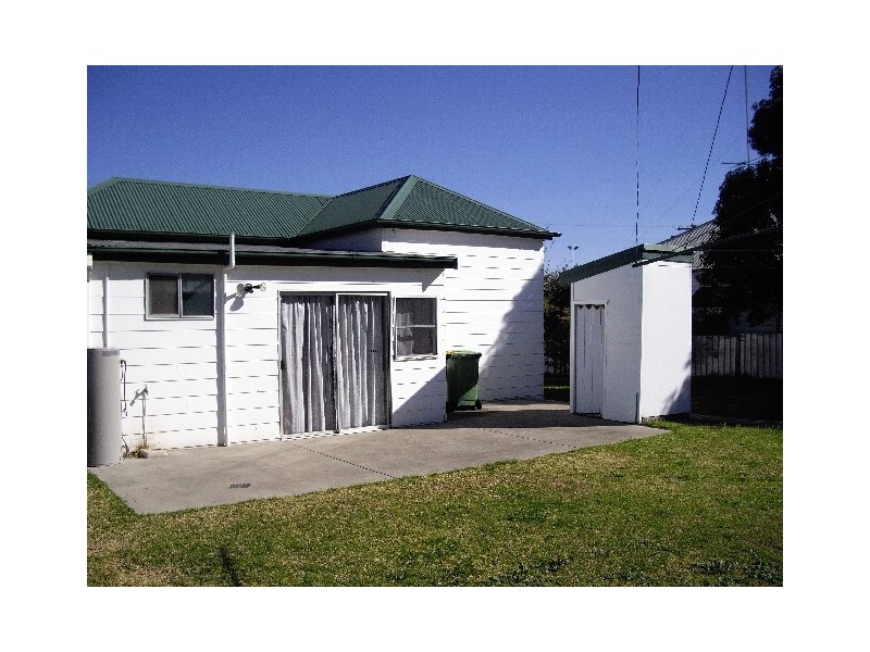 36 Vernon St, Cessnock NSW 2325