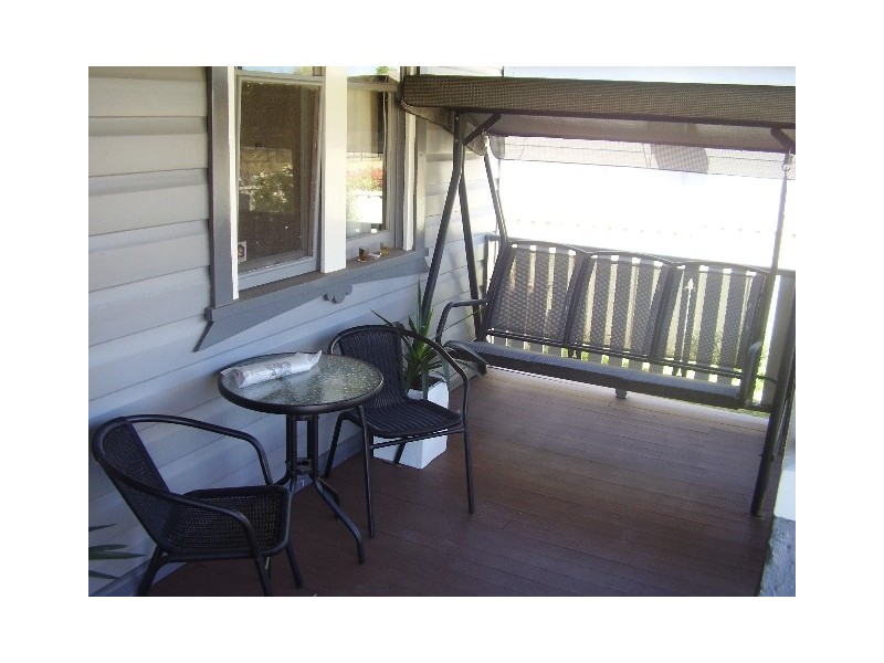 8 Attwater Ave, Cessnock NSW 2325