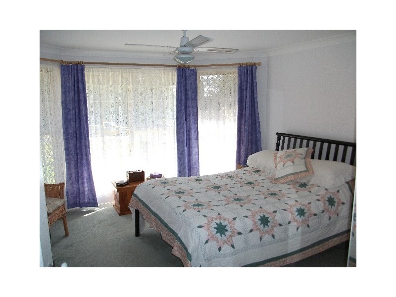 18 Bruce St, Abernethy NSW 2325