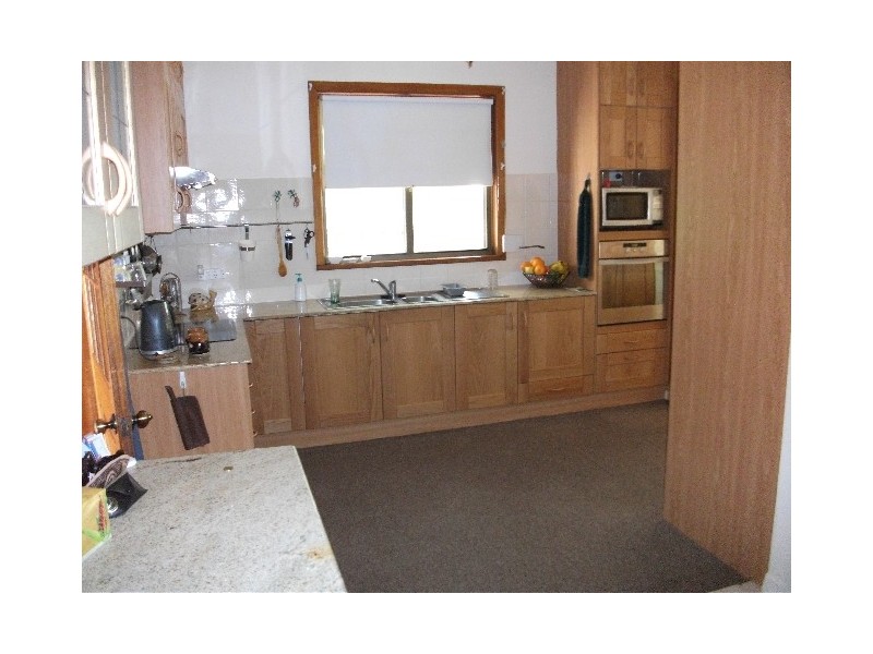 9 Camellia Close, Elrington NSW 2325