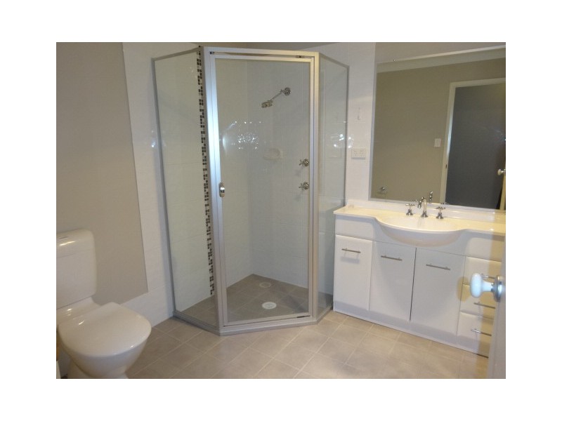 1/56a Anzac Avenue, Cessnock NSW 2325