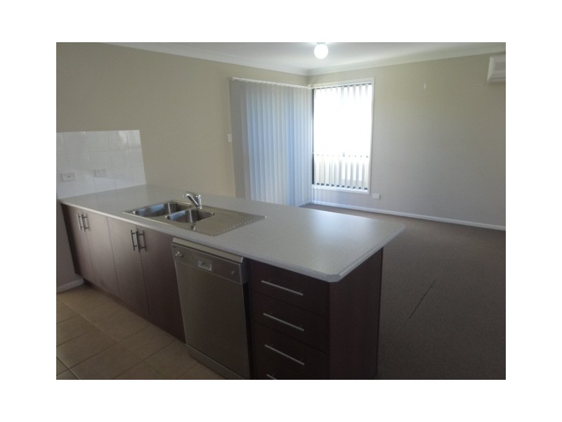 1/56a Anzac Avenue, Cessnock NSW 2325