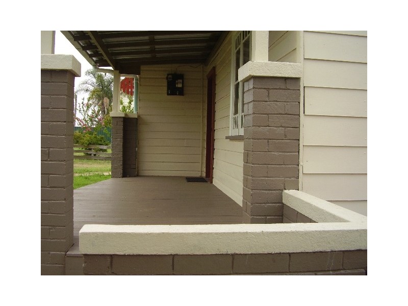 28 Colliery St, Aberdare NSW 2325