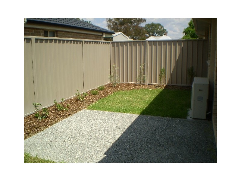 2/29 Northcote St, Aberdare NSW 2325