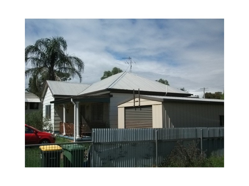 49 Macquarie Ave, Cessnock NSW 2325