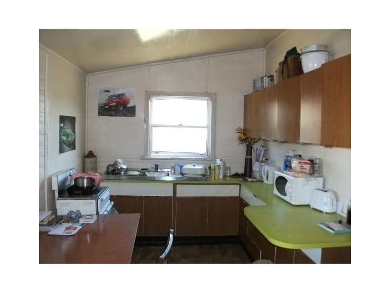 6 First Street, Cessnock NSW 2325