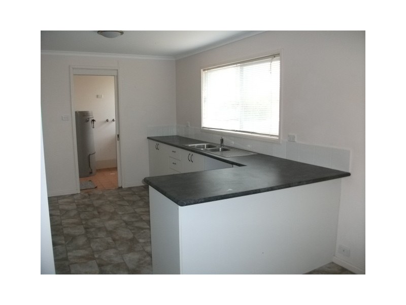 84 Macquarie Ave, Cessnock NSW 2325