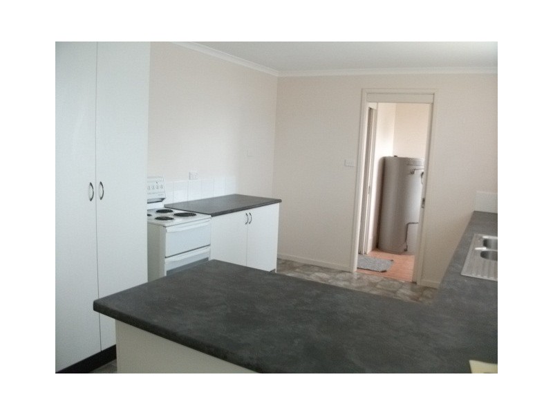 84 Macquarie Ave, Cessnock NSW 2325