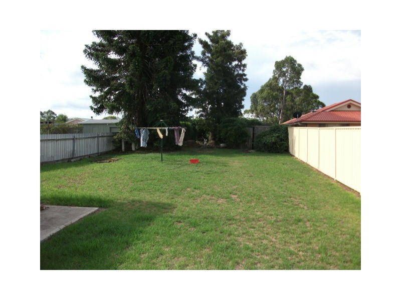 35 Harle St, Weston NSW 2326