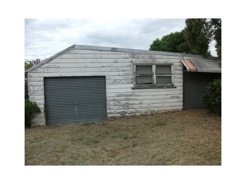 39 Love St, Cessnock NSW 2325