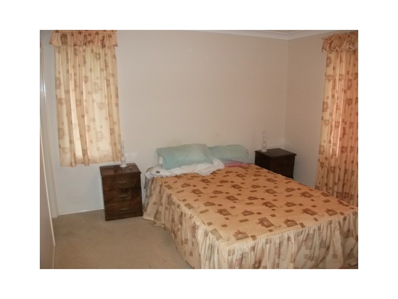 4 Davis St, Millfield NSW 2325
