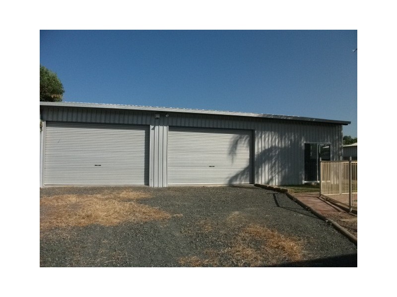 21 Charles St, Abermain NSW 2326