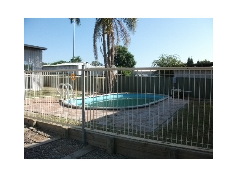 21 Charles St, Abermain NSW 2326