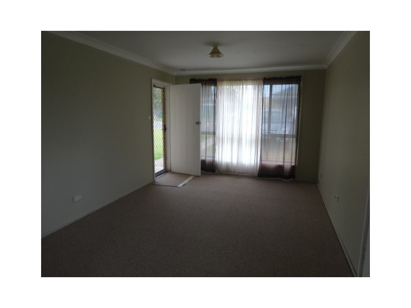 1/10 Bellbird St, Pelaw Main NSW 2327