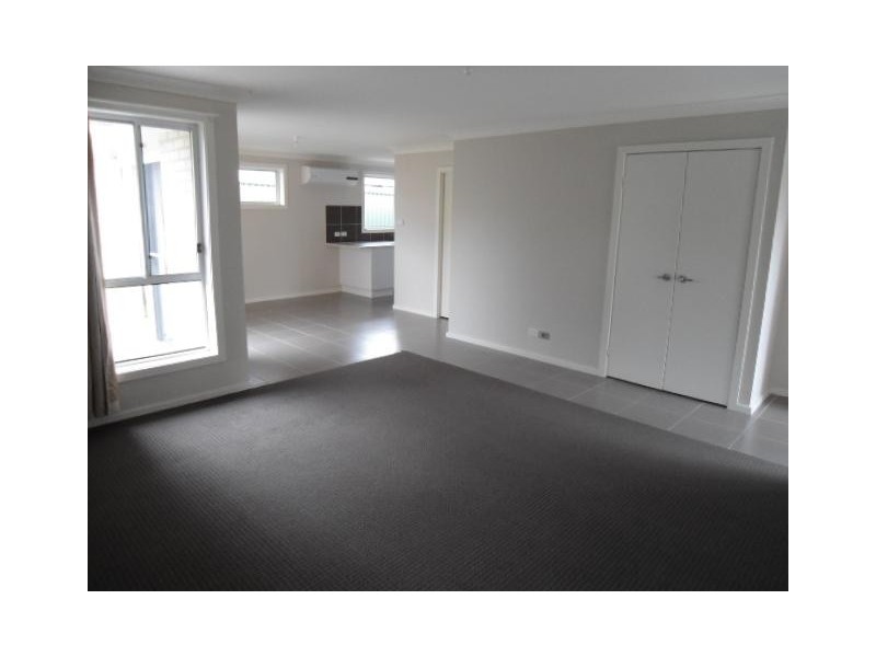 2/78 Cessnock Street, Aberdare NSW 2325