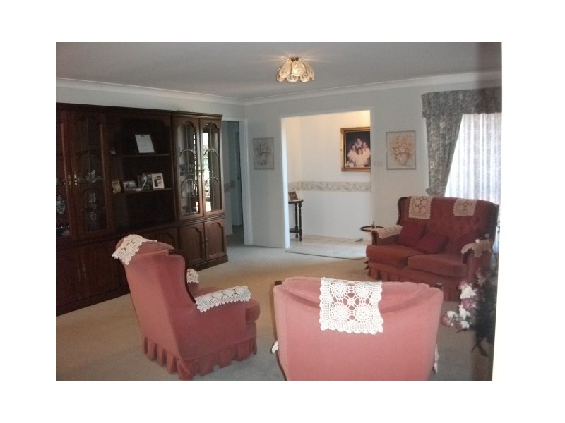 61 Kent Street, Greta NSW 2334