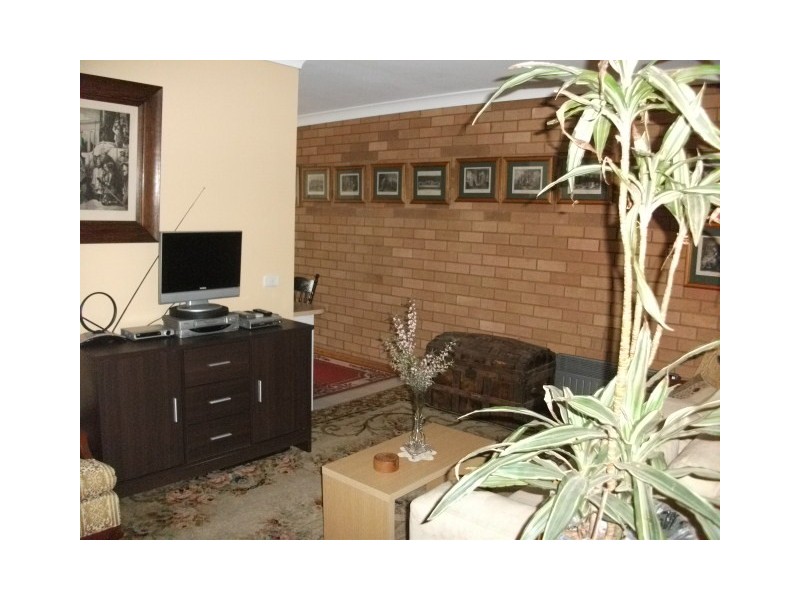 74 Station Street, Weston NSW 2326
