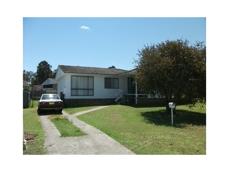 11 Thorpe Cl, Cessnock NSW 2325