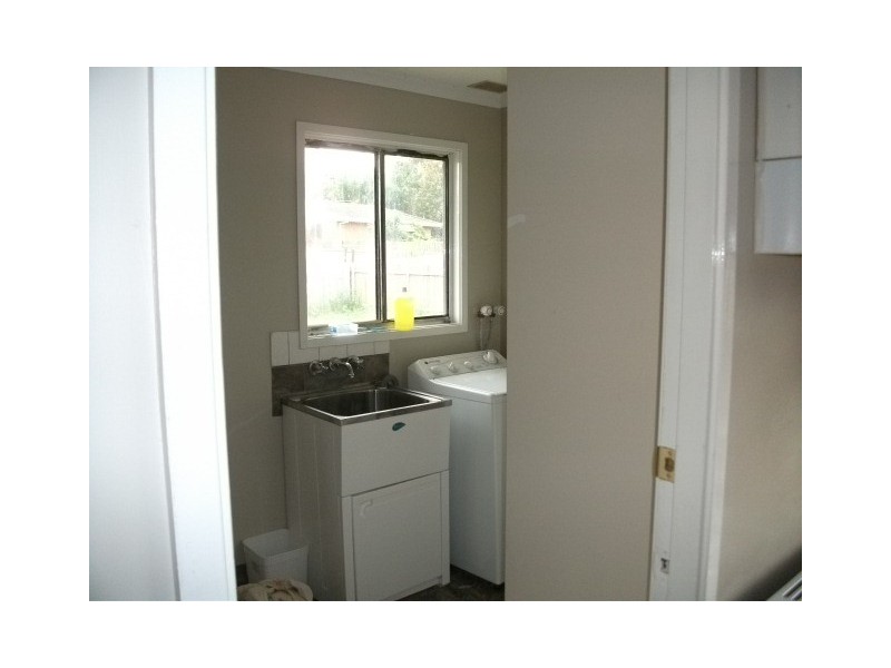 11 Thorpe Cl, Cessnock NSW 2325