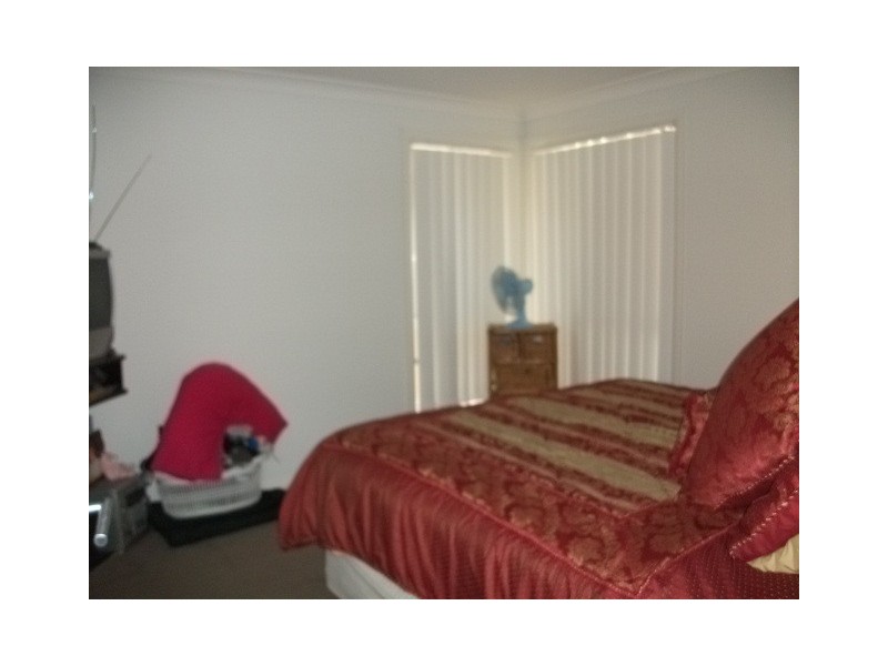 1/8 Robinia Way, Cessnock NSW 2325