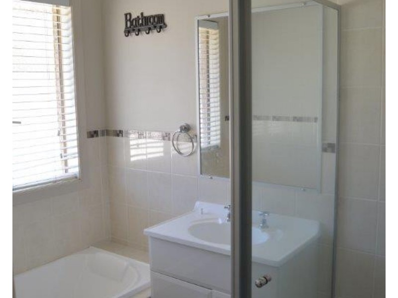 15 Hungerford Close, Cessnock NSW 2325