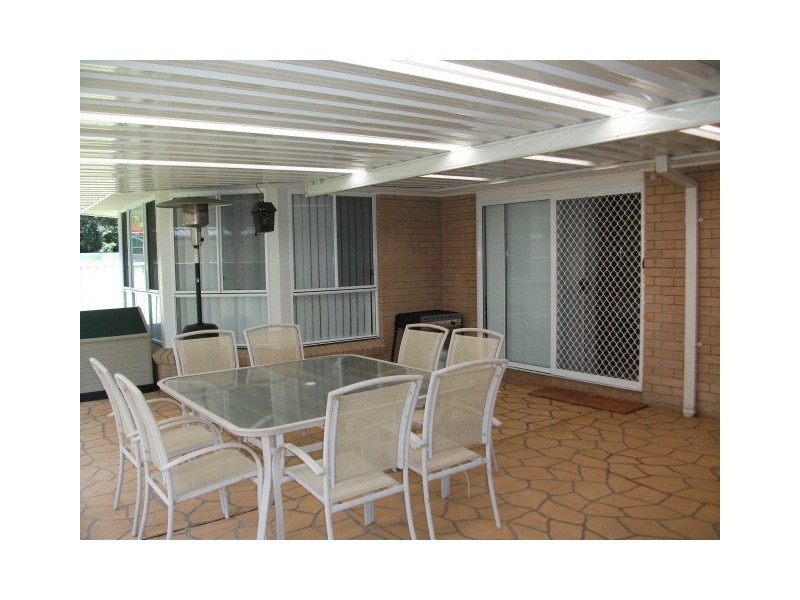 9 Hamilton Street, Abernethy NSW 2325