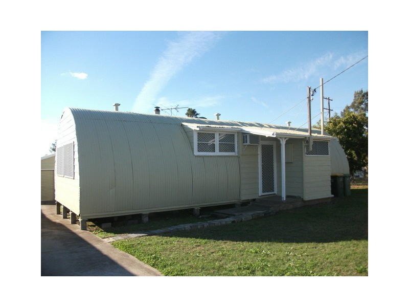 16 Macquarie Ave, Cessnock NSW 2325