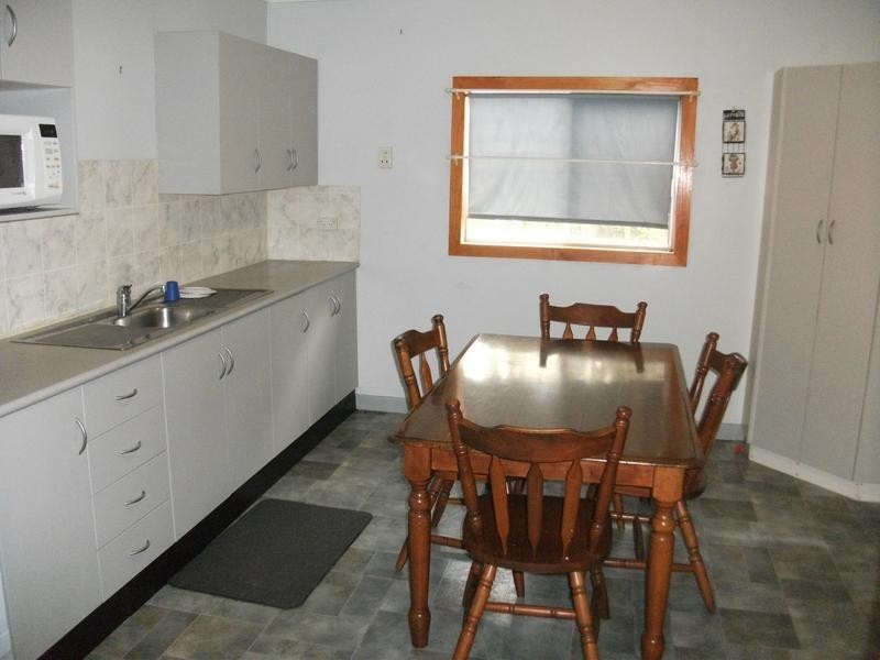 8 Nelson Street, Abermain NSW 2326