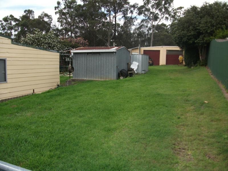 8 Nelson Street, Abermain NSW 2326