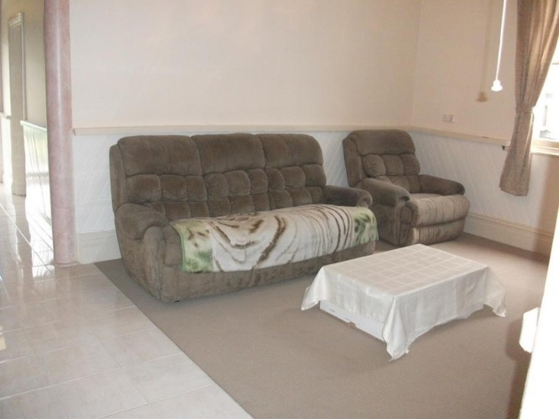 84 Melbourne St, Abermain NSW 2326