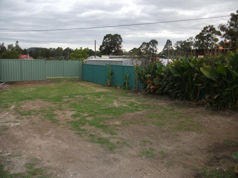 84 Melbourne St, Abermain NSW 2326