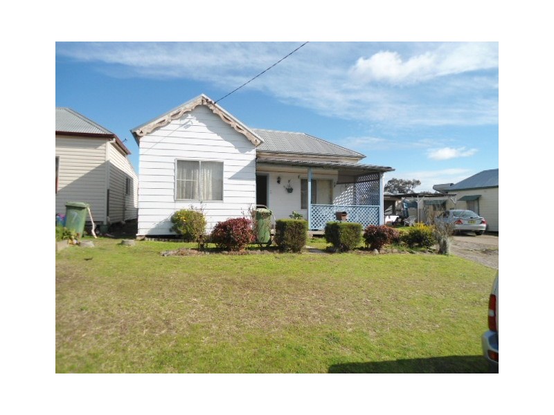 5 Charles Street, Abermain NSW 2326