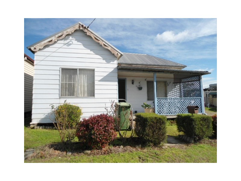 5 Charles Street, Abermain NSW 2326