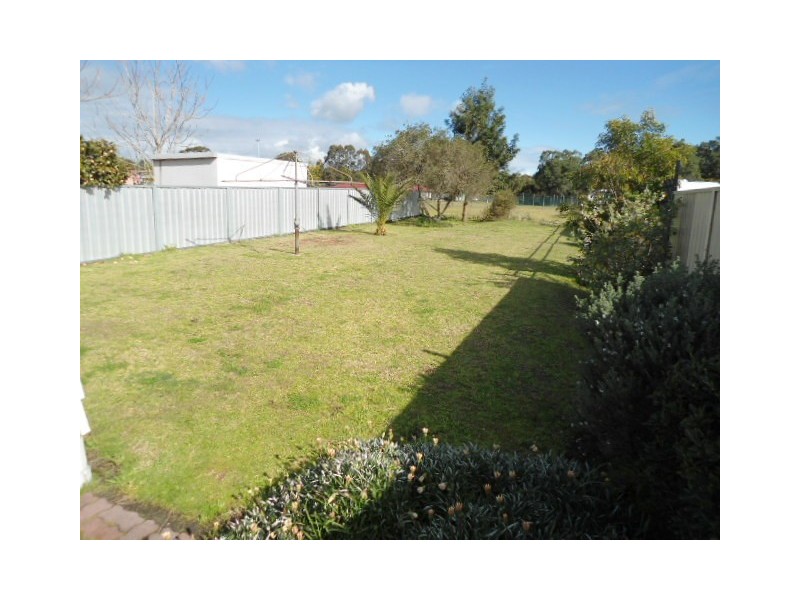 5 Charles Street, Abermain NSW 2326