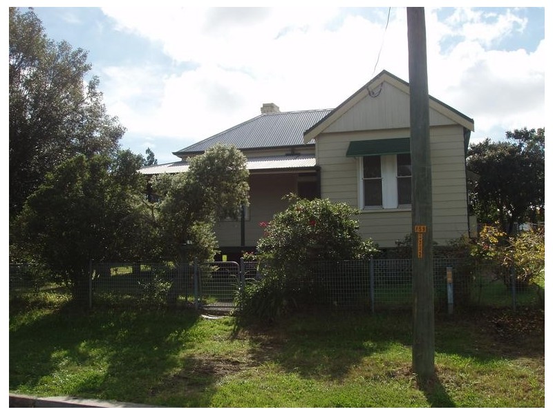 2 Rawson Street, Cessnock NSW 2325