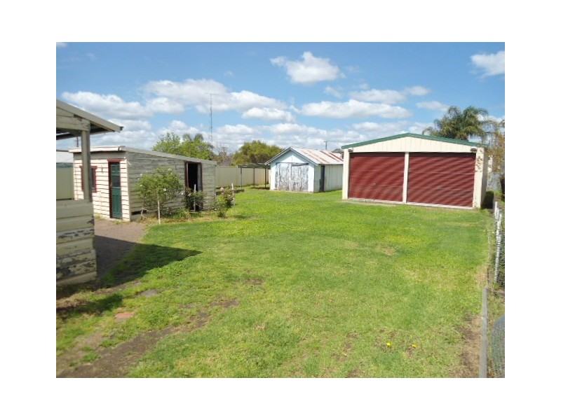 11 Margaret Street, Cessnock NSW 2325