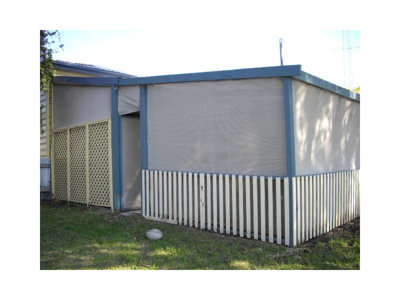 34 Wollombi Road, Cessnock NSW 2325