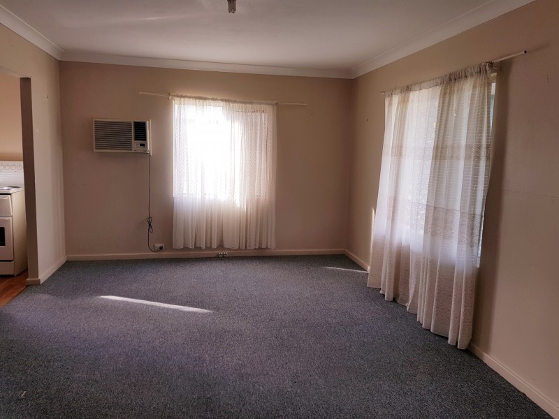 5 Charles St, Abermain NSW 2326