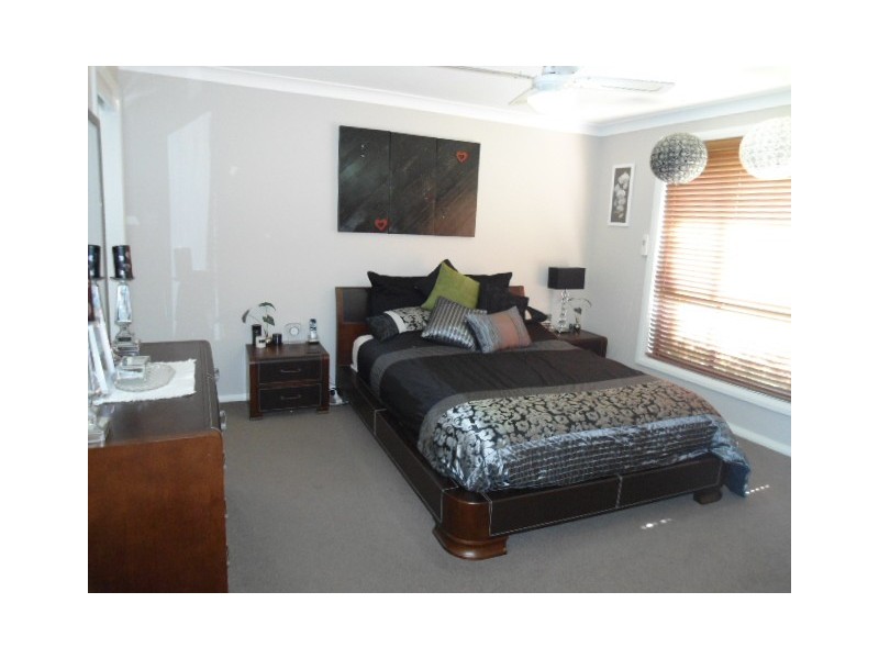10 Brisbane Street, Abermain NSW 2326