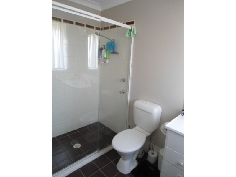 10 Brisbane Street, Abermain NSW 2326