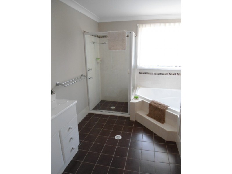 10 Brisbane Street, Abermain NSW 2326