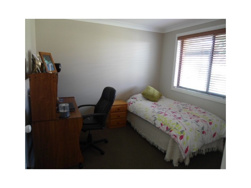 10 Brisbane Street, Abermain NSW 2326